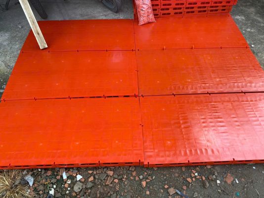 Tấm lót sân khấu việt xanh